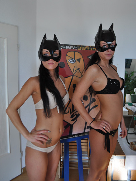 Big_cat_sisters